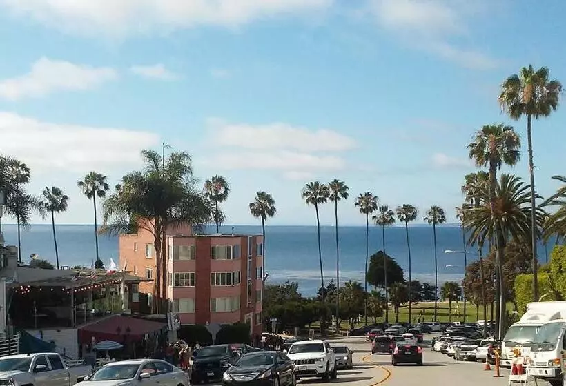 اتاق لوکس با چشم‌انداز, Inn By The Sea, La Jolla