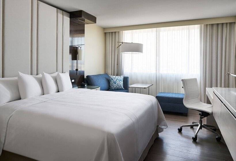 غرفة قياسية سرير مزدوج, Irvine Marriott