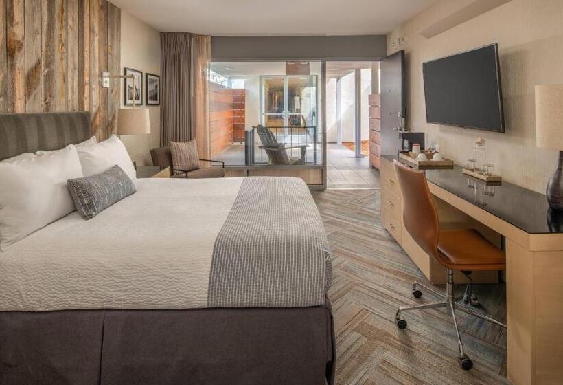 חדר סטנדרט עם מיטת קווין, Paradox, Autograph Collection