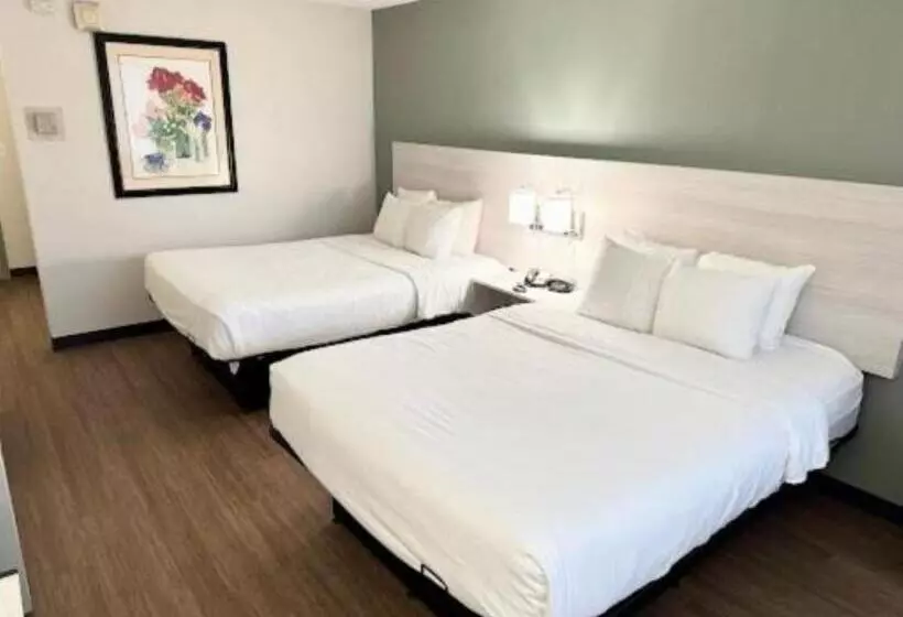 スタンダード４人部屋, Quality Inn & Suites East Syracuse  Carrier Circle