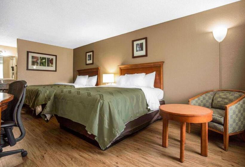 标准间, Quality Inn & Suites University Area
