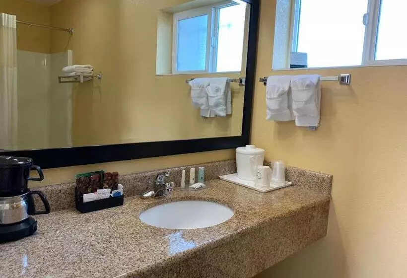 اتاق استاندارد با 2 تخت دوبل, Quality Inn Ukiah