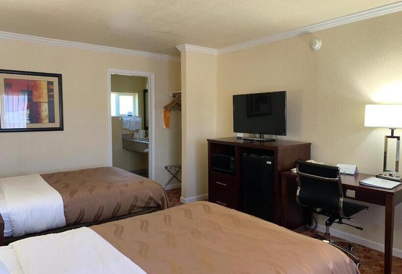 Номер Стандарт 2 Двуспальные Кровати, Quality Inn Ukiah
