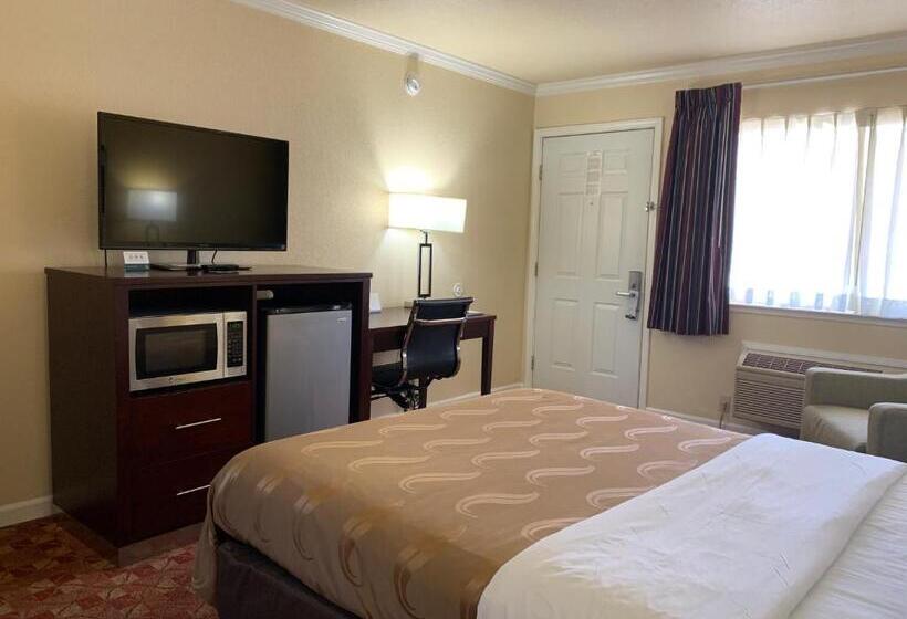 Номер Стандарт, Quality Inn Ukiah
