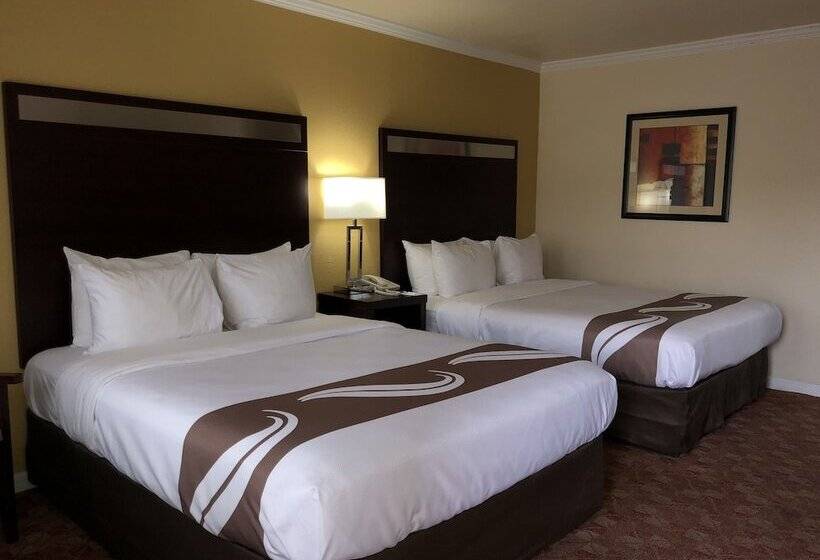 Номер Стандарт, Quality Inn Ukiah
