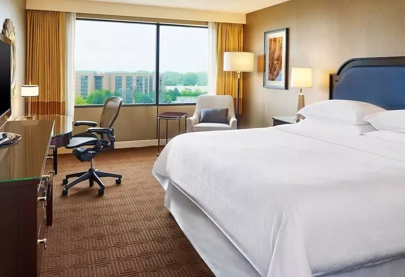 クラブルーム, Sheraton Lisle Naperville