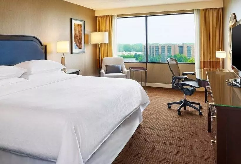 クラブルーム, Sheraton Lisle Naperville