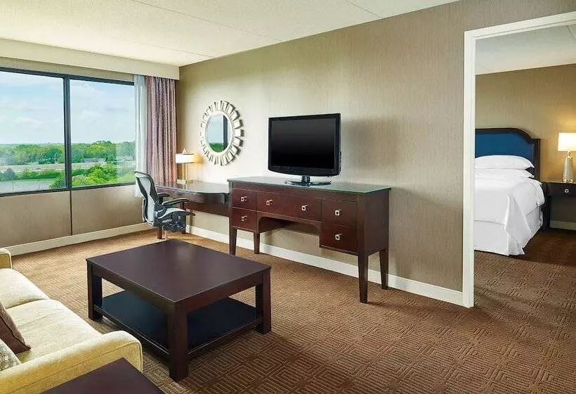 エクゼクティブスイート, Sheraton Lisle Naperville