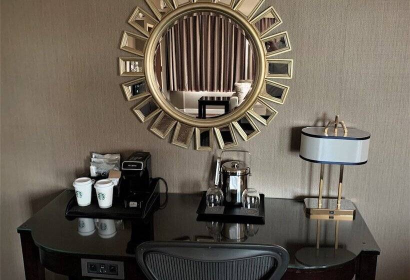 Президентский Люкс, Sheraton Lisle Naperville