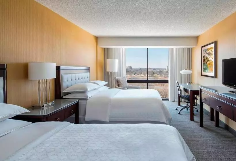 ２ダブルベッドのスタンダードルーム, Sheraton West Des Moines