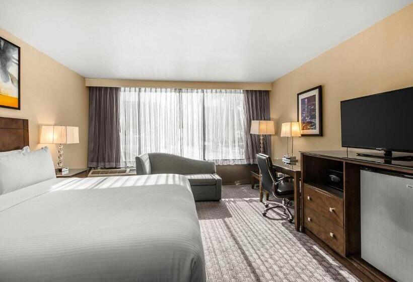 غرفة قياسية سرير كينج لذوى الإحتياجات الخاصة, Voco Laguna Hills