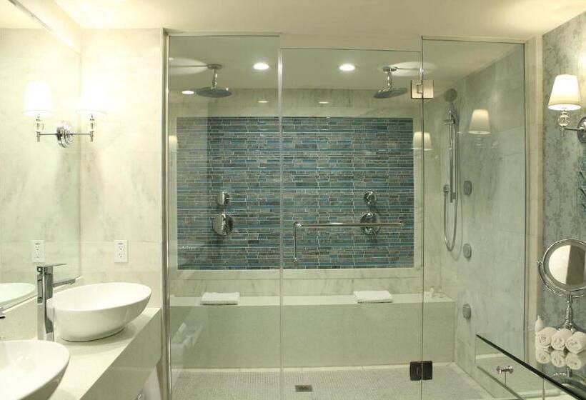 Люкс Кровать Кинг, Voco Laguna Hills
