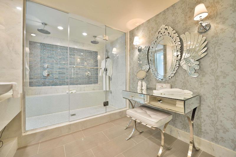 جناح سرير كينج, Voco Laguna Hills