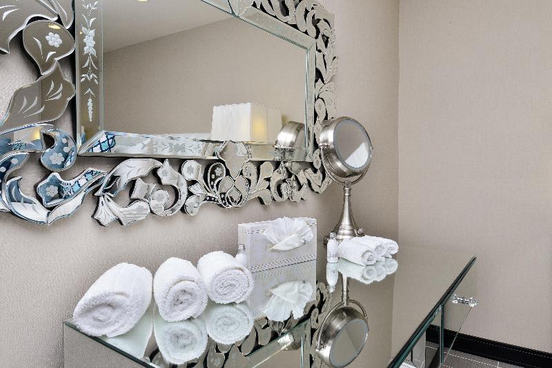 جناح سرير كينج, Voco Laguna Hills