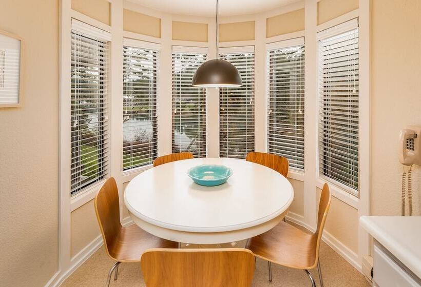 شقة 3 غرف, Roche Harbor Resort