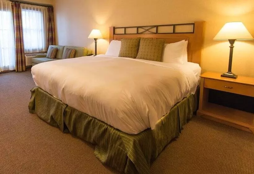 سوئیت راحتی, Roche Harbor Resort