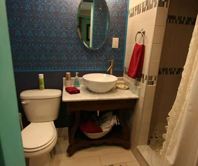 اتاق استاندارد, Alpenhof Bed And Breakfast