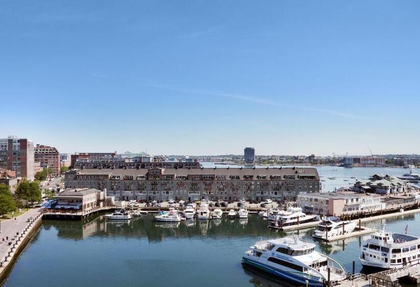 带观景的标准间, Boston Marriott Long Wharf