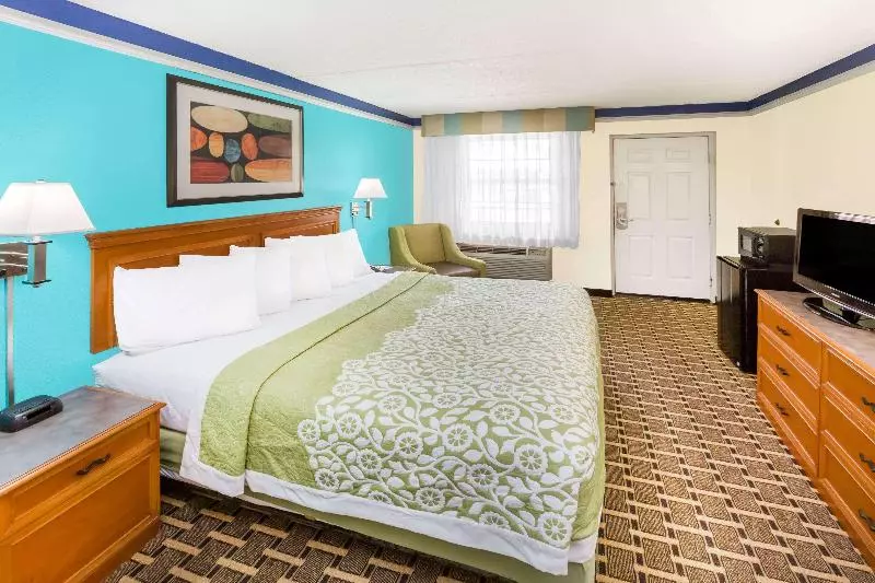 اتاق استاندارد با تخت بزرگ, Days Inn By Wyndham Little Rock/medical Center