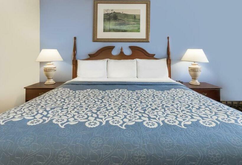 חדר סטנדרט עם מיטת קינג, Days Inn By Wyndham Plymouth