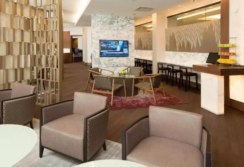 キングサイズベッドのデラックスルーム, Hanover Marriott
