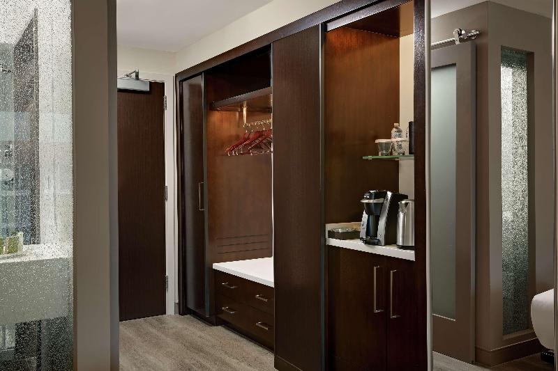 Номер Deluxe, Hilton Washington Dc National Mall The Wharf