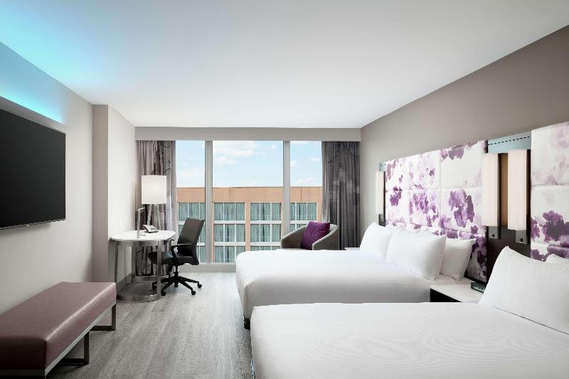 Номер Deluxe, Hilton Washington Dc National Mall The Wharf