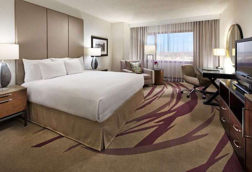 Номер Deluxe, Hilton Washington Dc National Mall The Wharf