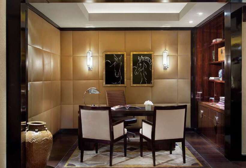 Люкс 2 Спальни, Hilton Washington Dc National Mall The Wharf