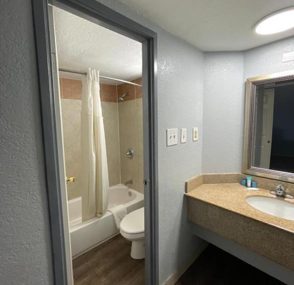 이코노미 룸, Kings Inn  Medical Downtown Midtown Memphis