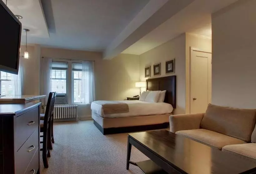 Junior Suite, Knickerbocker On The Lake