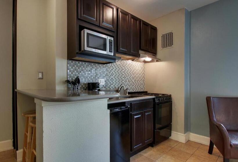 Номер Deluxe, Knickerbocker On The Lake