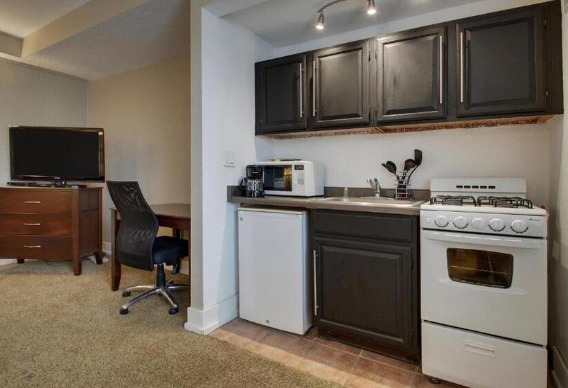 Номер Deluxe, Knickerbocker On The Lake