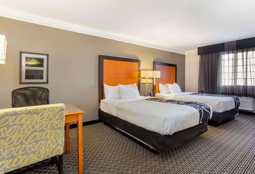 Номер Стандарт 2 Двуспальные Кровати, La Quinta Inn By Wyndham Champaign