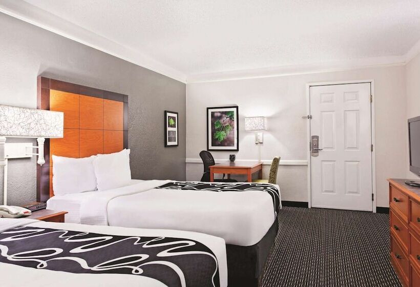 Standard Szoba 2 Franciaággyal, La Quinta Inn By Wyndham Champaign