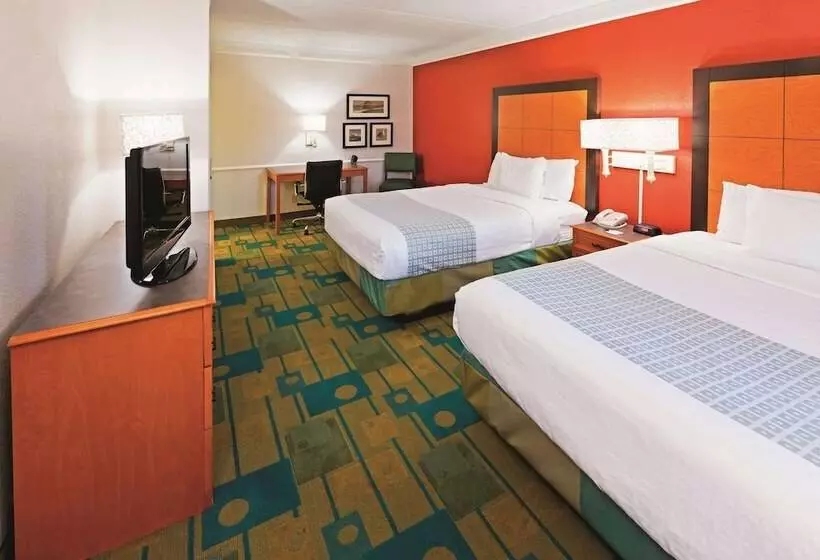 ２ダブルベッドのスタンダードルーム, La Quinta Inn By Wyndham Corpus Christi North