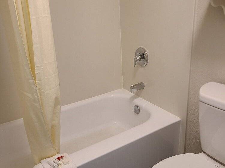 جناح ديلوكس, La Quinta Inn By Wyndham Farmington