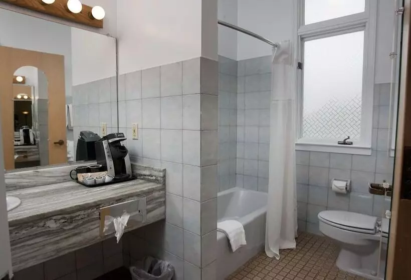 اتاق استاندارد, La Tourelle Hotel & Spa