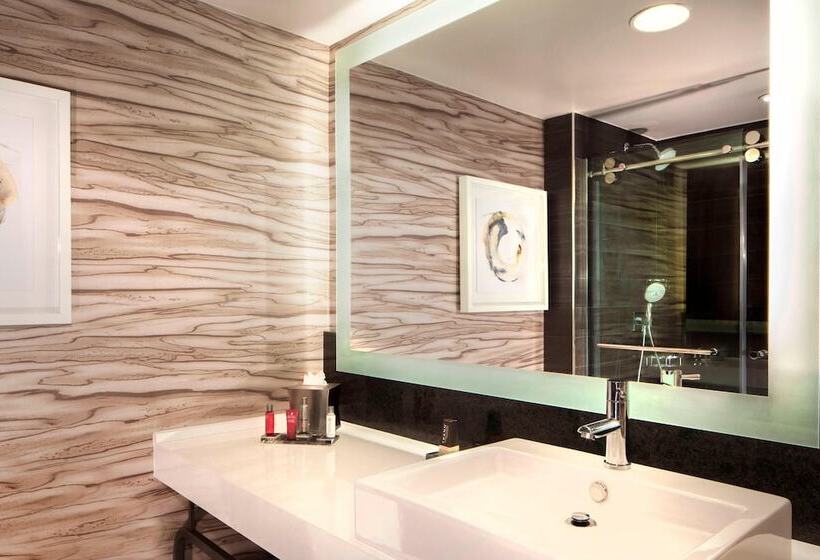 Номер Стандарт 2 Двуспальные Кровати, Marriott Raleigh Durham Research Triangle Park