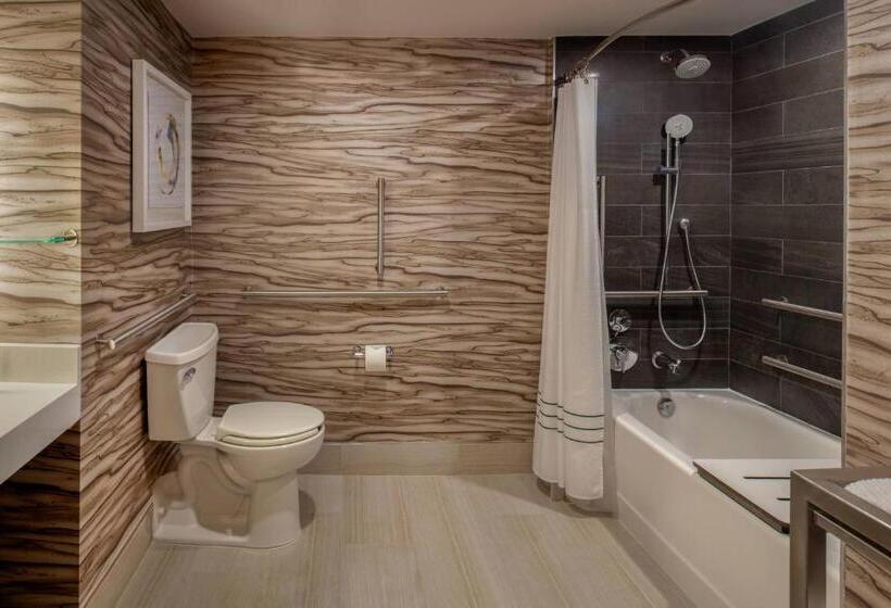 Номер Стандарт 2 Двуспальные Кровати, Marriott Raleigh Durham Research Triangle Park
