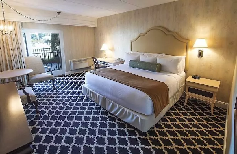 デラックスルーム, Molly Pitcher Inn