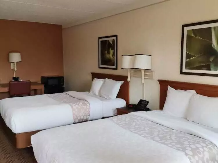 デラックスルーム, Super 8 By Wyndham San Antonio Near Seaworld Ingram Park
