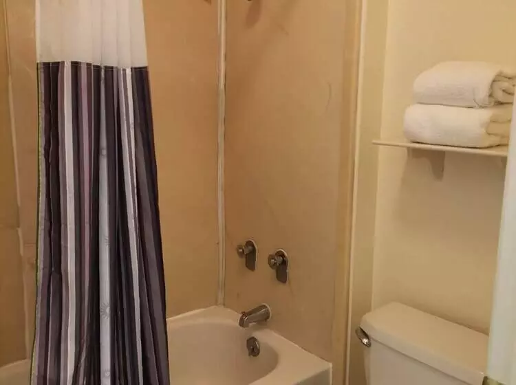 ジュニアスイート, Super 8 By Wyndham San Antonio Near Seaworld Ingram Park