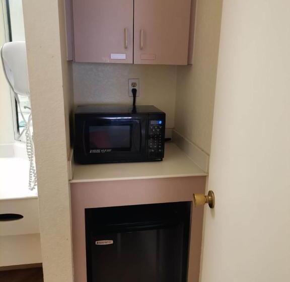 جناح غرفتين نوم, Super 8 By Wyndham San Antonio Near Seaworld Ingram Park