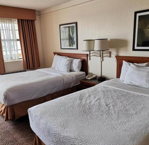 غرفة ديلوكس, Super 8 By Wyndham San Antonio Near Seaworld Ingram Park