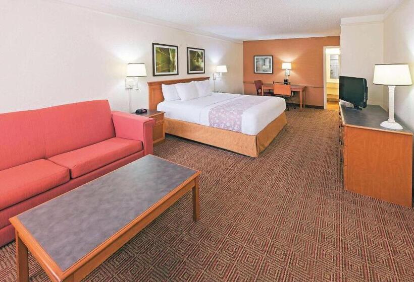 غرفة ديلوكس سرير كينج, Super 8 By Wyndham San Antonio Near Seaworld Ingram Park