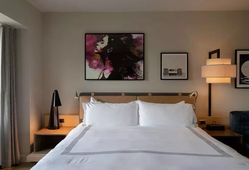ダブルベッドスタンダードルーム, Thompson Chicago, By Hyatt