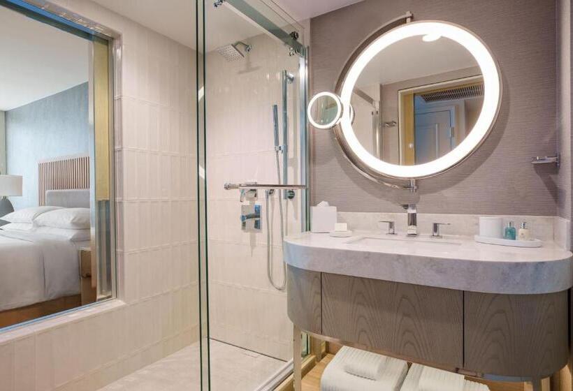 غرفة قياسية بالطابق الأرضى, Vea Newport Beach, A Marriott Resort & Spa