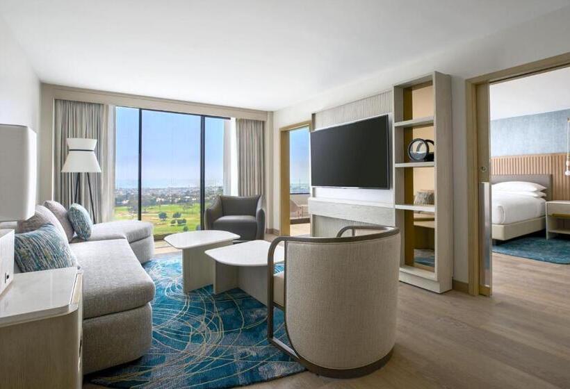 Люкс Кровать Кинг, Vea Newport Beach, A Marriott Resort & Spa