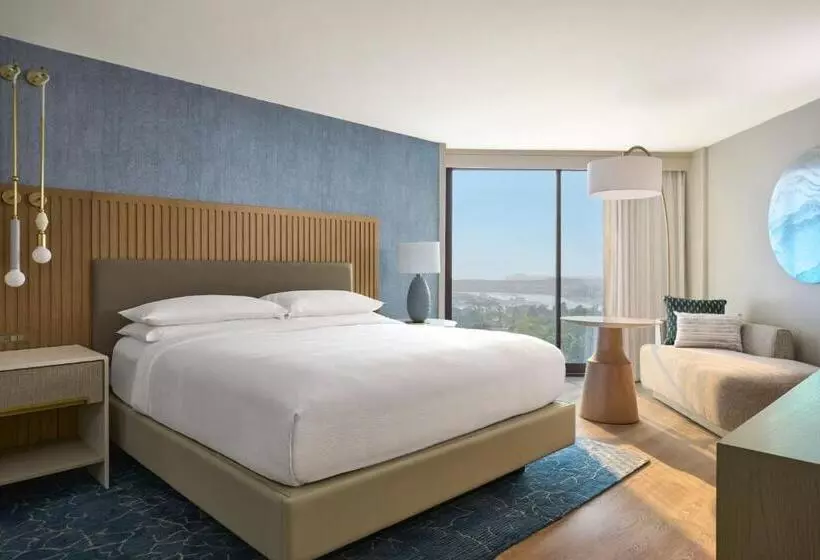 سوئیت با تخت بزرگ, Vea Newport Beach, A Marriott Resort & Spa